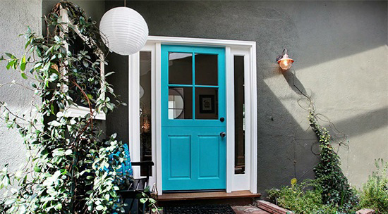 四种明亮色调 打造多彩别墅大门